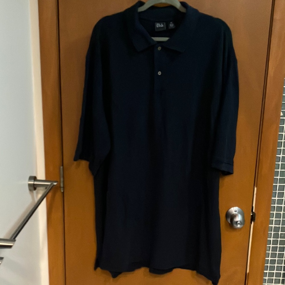 2XLT Jos A Bank Traveler’s Collection Button Down, excellent condition